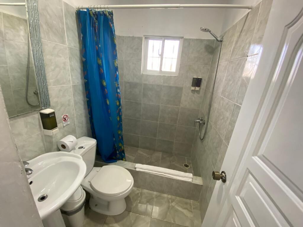 Family Double or Twin Room, Lanai, Beach View | Bathroom