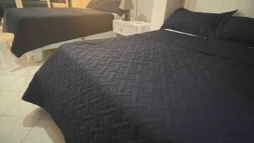 家庭双人房或双床房, 外廊, 海滩景观 | 免费 WiFi