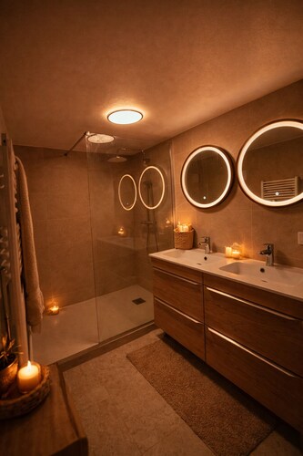 La Clé d'Argent - Private Jacuzzi | Garden | Billiards - by Seine & Spa