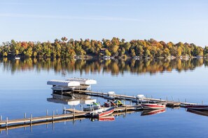 Marina - Nisswa Hotel & Suites – Round Lake King Patio Suite with Full Kitchen (Nisswa)