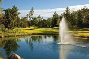 Golf - Nisswa Hotel & Suites – Round Lake King Patio Suite with Full Kitchen (Nisswa)