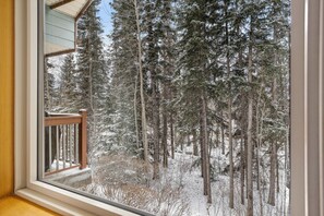 Interior - 3BR Family-Friendly Getaway with Pool & Hot Tub (Canmore)