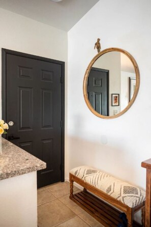 Interior - Vegas Designer Private Pool Oasis, King Suite, BBQ (Las Vegas)