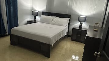 2 bedrooms, in-room safe, iron/ironing board, bed sheets