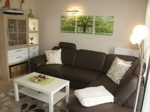 TV, DVD player - Meerestraum by Interhome (Graal Müritz)