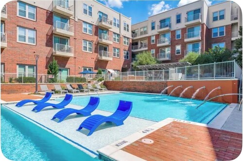 Serene Frisco Apt with Pool, EV Charger and Gym