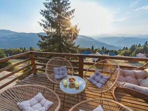 Outdoor dining - Komovi Luxus Haus Montenegro by Interhome (Andrijevica)