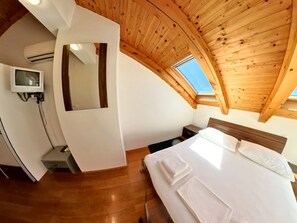 Internet - mit Blick auf das Wasser by Interhome (Dubrovnik/Cavtat)