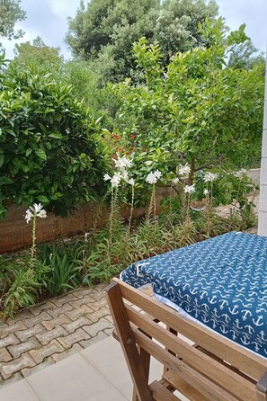 Outdoor dining - Wohnung mit Balkon by Interhome (Korčula)