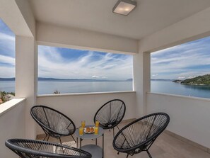 Property grounds - „Villa No Stress“ mit Infinity-Pool by Interhome (Drašnice)
