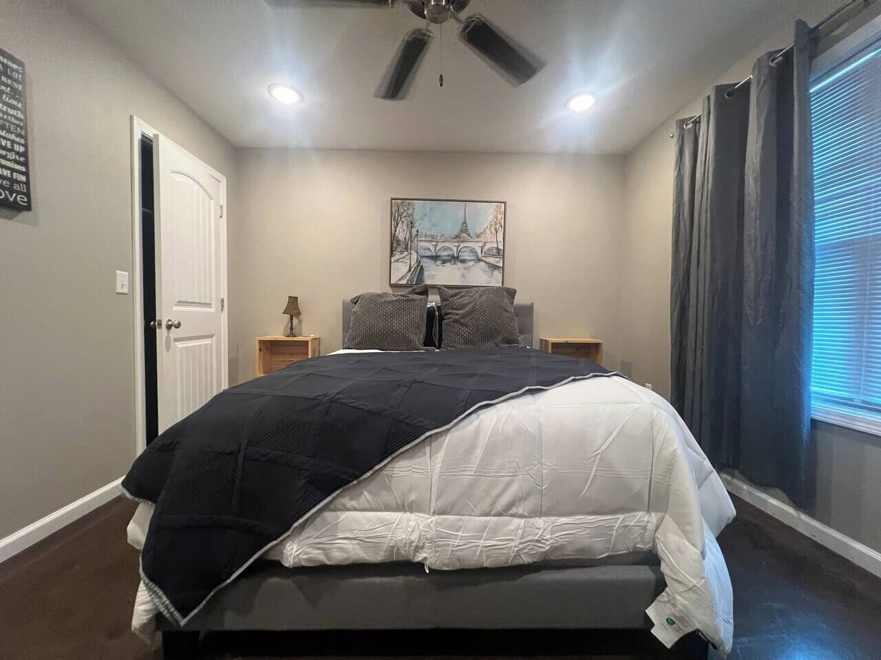 2 makuuhuonetta, silitysrauta/-lauta, Wi-Fi, vuodevaatteet