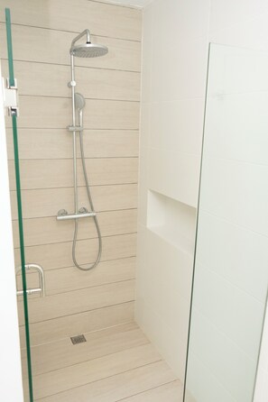 Towels, soap, toilet paper - Bávaro Apt 3 bedrooms with view and private access to Los Corales beach. (Punta Cana)