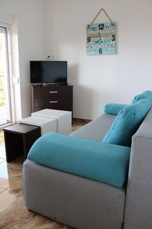 Living area - Appartement mit Terrasse, Meerblick, Jacuzzi, Außenpool by Interhome (Novi Vinodolski)