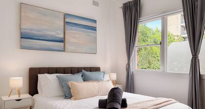 Luxury 2-bedroom apartment in Bondi near the beach