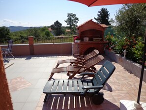 Terrace/patio - mit Panoramablick in ruhiger Lage by Interhome (Buje)