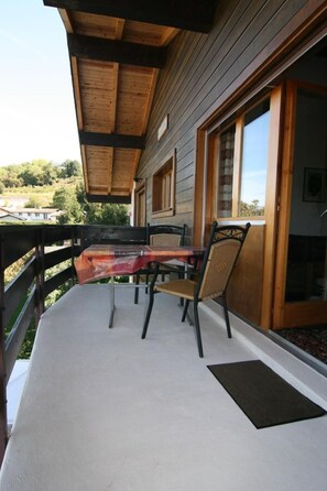 Outdoor dining - Maison Sierre by Interhome (Grône-Loye)