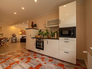 Fridge, microwave, oven, dishwasher - FW am Kanal by Interhome (Brandenburg an der Havel)