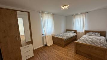 2 Schlafzimmer, Internetzugang
