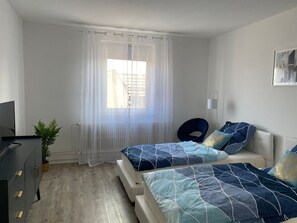 Internet - Blaue Insel by Interhome (Duisburg)