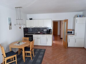 Fridge, microwave, oven, dishwasher - van Osten by Interhome (Nessmersiel)