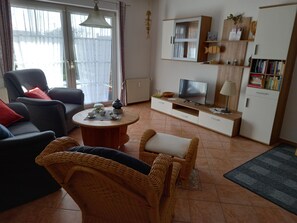 TV, DVD player - van Osten by Interhome (Nessmersiel)
