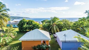 Exterior - Bungalow in Saint-Pierre near Montagne Pelée & black sand beaches (Saint-Pierre)