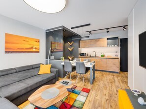 TV - Altstadt-Wohnung Chmielna Park by Interhome (Gdansk)
