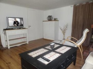 Fernseher, Kamin