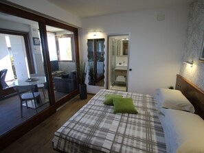 Internet - Appartement Deluxe mit Balkon und Meerblick by Interhome (Portorož)
