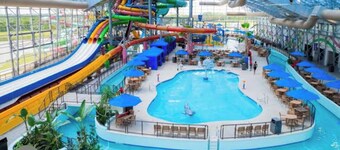 Lakeside Getaway Near AT&T Stadium, Globe Life, Six Flags & Epic Waters