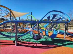 Children’s area - Lakeside Getaway Near AT&T Stadium, Globe Life, Six Flags & Epic Waters (Grand Prairie)