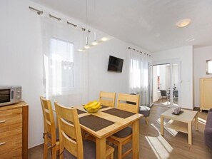 Dining - Apartment 3 Laura by Interhome (Privlaka)