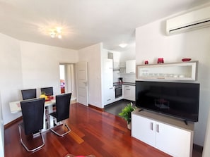 Interior - Wohnung für 4 Personen, 50m vom Strand entfernt by Interhome (Crikvenica)