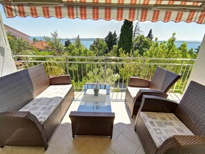 Property grounds - Wohnung 50m vom Strand entfernt, für 5 Personen by Interhome (Crikvenica)