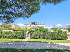Exterior - für 4 Personen ca. 45 m² in Novigrad, Adriaküste Kroatien (Westküste von I by Interhome (Buzinija)