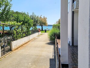 Property grounds - für 4 Personen ca. 45 m² in Novigrad, Adriaküste Kroatien (Westküste von I by Interhome (Buzinija)