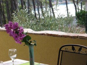 Terrace/patio - für 4 Personen ca. 60 m² in Milna auf Brac, Adriaküste Kroatien (Kroatisch by Interhome (Brač/Milna)
