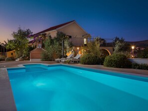 A heated pool - Villa Bravura by Interhome (Brač/Milna)