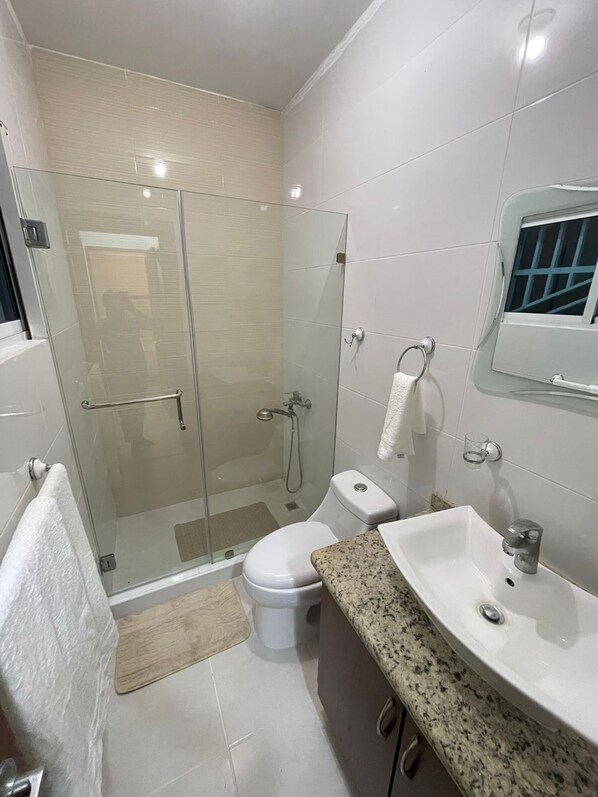 Hair dryer, towels, soap, toilet paper - Beautiful Villa in Dominican Republic
“Aleimy” (La romana)