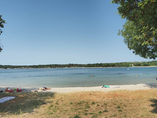 Beach - Appartement mit Blick auf das Wasser by Interhome (Porec/Cervar Porat)
