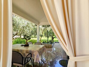 Outdoor dining - Strandnahes Ferienappartement Pjerina by Interhome (Novigrad (Istra))