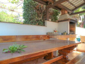 Outdoor dining - Wohnung 20m vom Strand entfernt by Interhome (Buzinija)