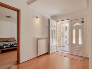 2 bedrooms, Internet - für 4 Personen ca. 80 m² in Novigrad, Adriaküste Kroatien (Westküste von I by Interhome (Buzinija)