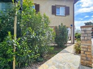 Property grounds - Gemütliche Ferienwohnung Romana 2 by Interhome (Buzinija)