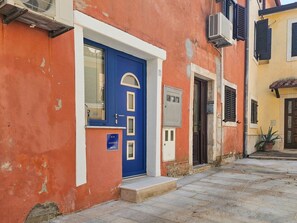 Exterior detail - für 3 Personen ca. 20 m² in Novigrad, Adriaküste Kroatien (Westküste von I by Interhome (Buzinija)