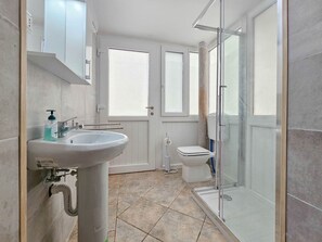 Towels - 3-Zimmer-Wohnung für bis zu 7 Personen by Interhome (Buzinija)