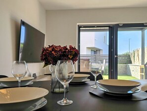Dining - für 4 Personen ca. 82 m² in Stancija Vinjeri Novigrad, Adriaküste Kroatien by Interhome (Buzinija)