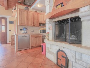 Fridge, oven, dishwasher, cookware/dishes/utensils - Studio für 2 Personen ca. 25 m² in Novigrad, Adriaküste Kroatien (Westküst by Interhome (Buzinija)