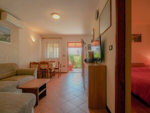 2 bedrooms, Internet - Wohnung "Timea 4" mit Terrasse by Interhome (Umag/Zambratija)