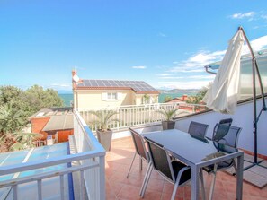 Outdoor dining - Wohnung 50m vom Meer entfernt für 2-3 Pers. by Interhome (Umag/Savudrija)